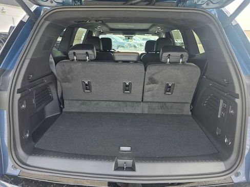 Used 2026 GMC Acadia Denali Ultimate FWD image 15