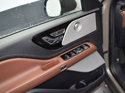 New 2025 Lincoln Aviator Reserve w/ Equipment Group 201A image 6