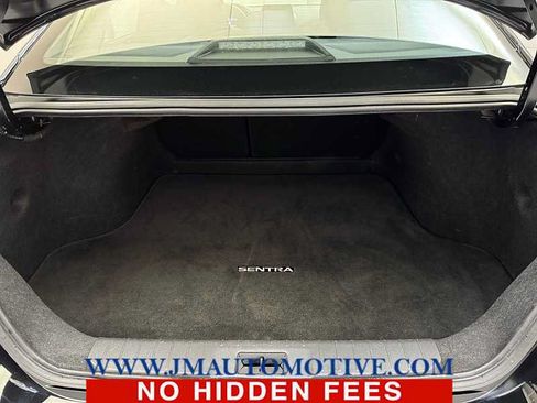 Used 2024 Nissan Sentra SV FWD image 16