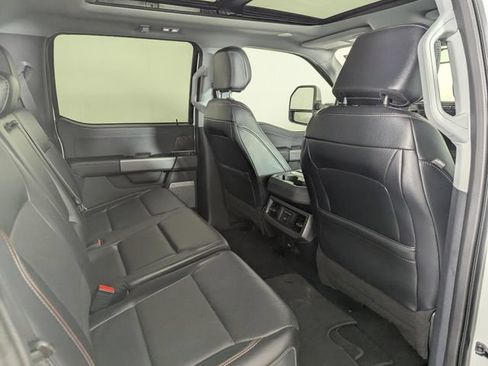 Used 2023 Ford F250 Lariat w/ Lariat Ultimate Package AWD/4WD image 24