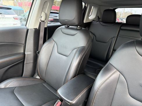 Used 2019 Jeep Compass Limited w/ Advanced Safety Group image 13