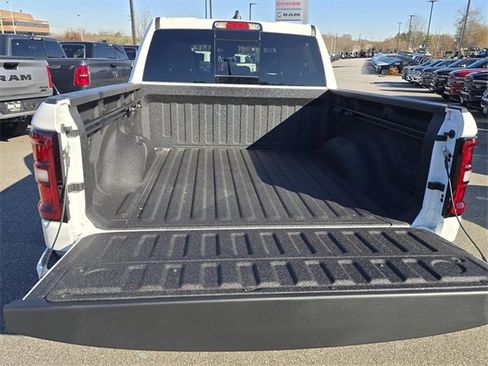 New 2026 RAM 1500 4x4 Crew Cab image 9