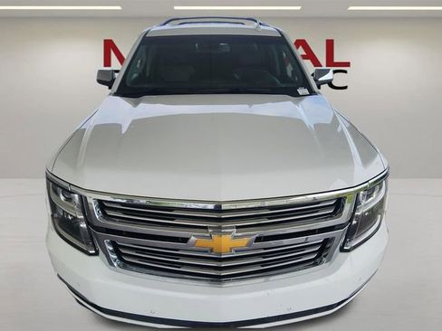 Used 2017 Chevrolet Suburban Premier AWD/4WD image 18