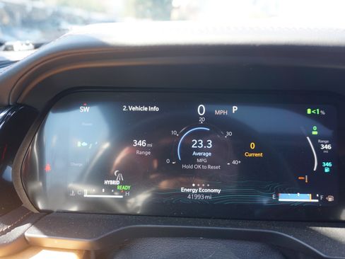 Used 2023 Jeep Grand Cherokee Summit image 10