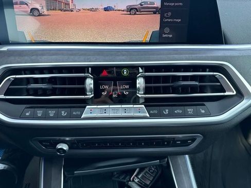 Used 2022 BMW X5 xDrive40i w/ Premium Package AWD/4WD image 36