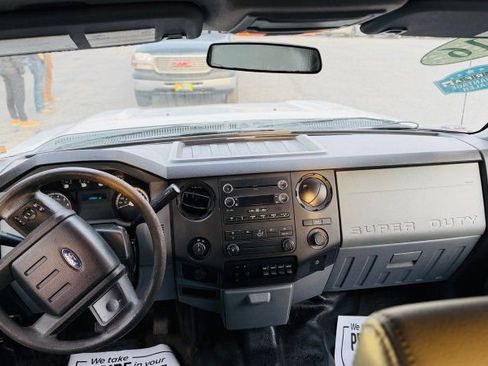 Used 2016 Ford F250 XL w/ Power Equipment Group image 10