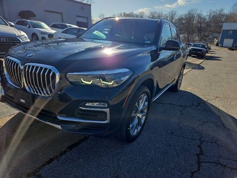 Used 2020 BMW X5 xDrive40i w/ Premium Package image 4