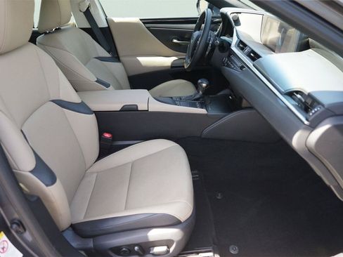 Used 2019 Lexus ES 350 FWD image 19