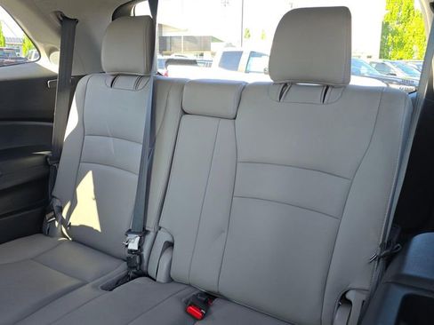 Used 2017 Honda Pilot Elite image 19