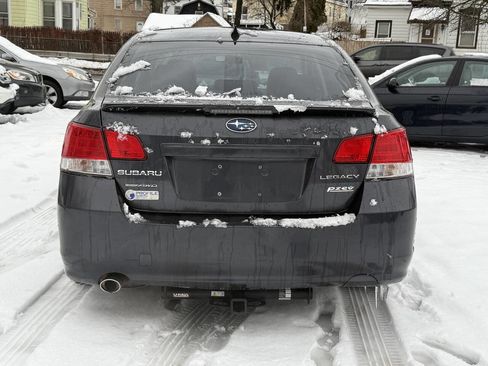 Used 2011 Subaru Legacy 2.5i Limited image 13