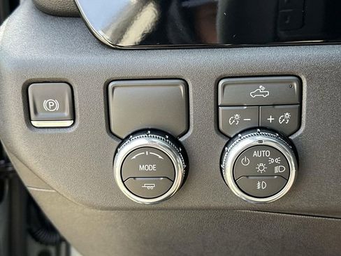 New 2026 GMC Sierra 1500 Elevation w/ LPO, Elevation Black Package image 16