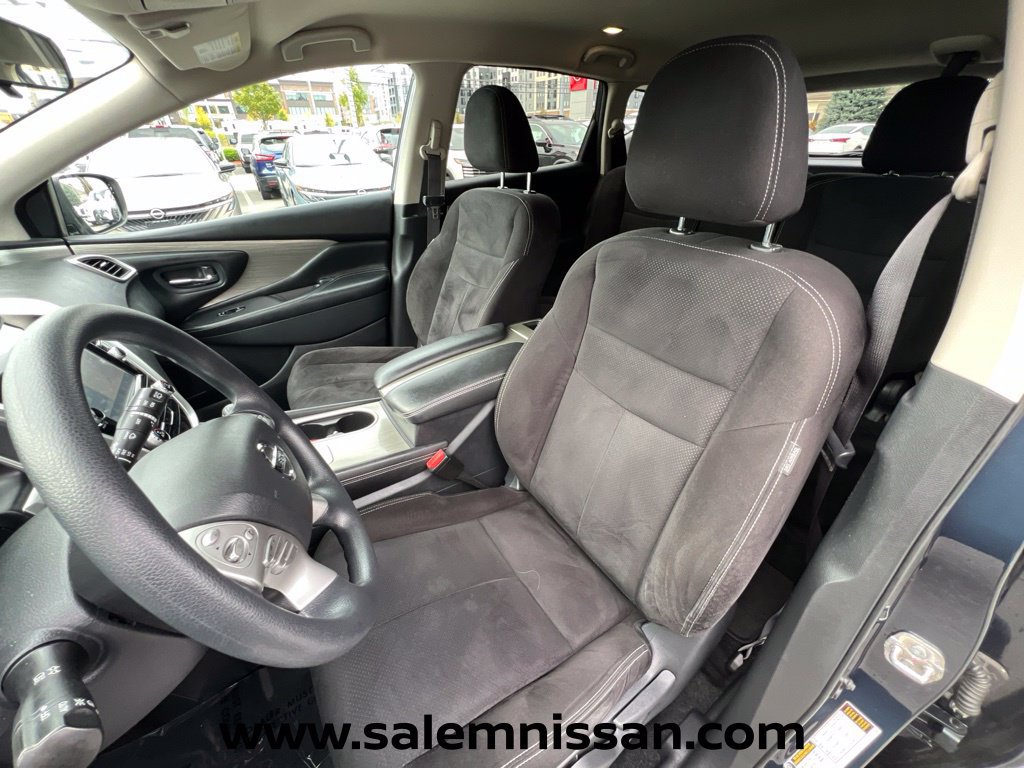 Used 2018 Nissan Murano S AWD/4WD image 9