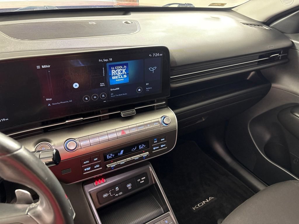 Used 2025 Hyundai Kona SEL FWD image 31