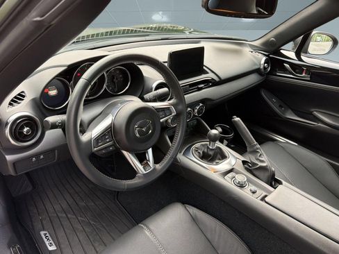 Used 2022 MAZDA MX-5 Miata Grand Touring w/ Weather Package RWD image 4
