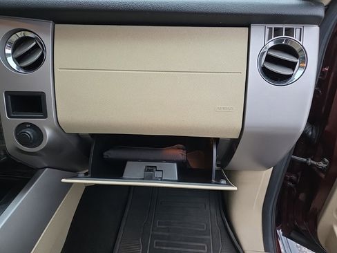 Used 2017 Ford Expedition EL Limited w/ Equipment Group 301A image 46