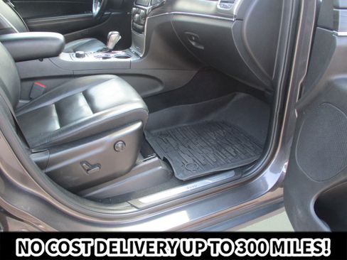Used 2020 Jeep Grand Cherokee Laredo AWD/4WD image 16