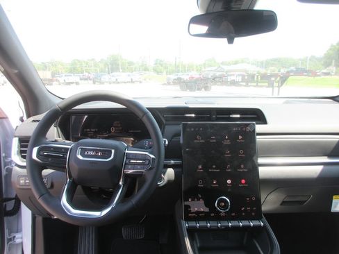 New 2027 GMC Terrain Elevation w/ Elevation Premium Package FWD image 13