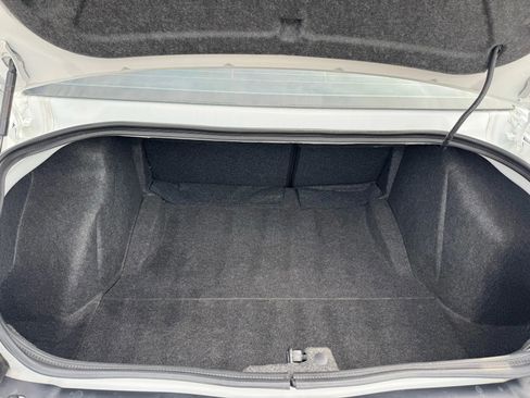 Used 2018 Dodge Challenger R/T Plus image 38