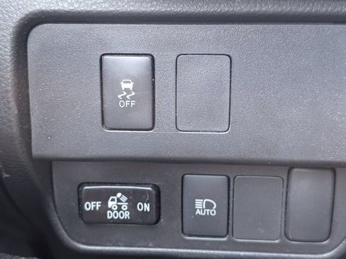 Used 2023 Toyota Tacoma SR5 RWD image 14