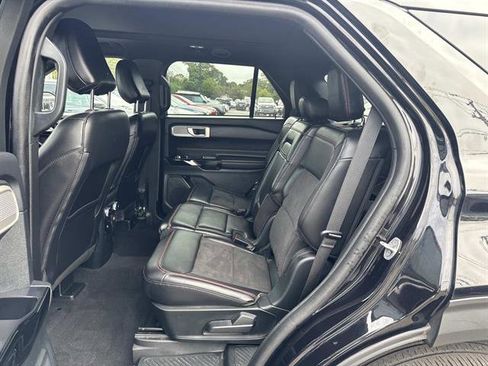 Used 2023 Ford Explorer ST-Line w/ Class IV Trailer Tow Package image 8