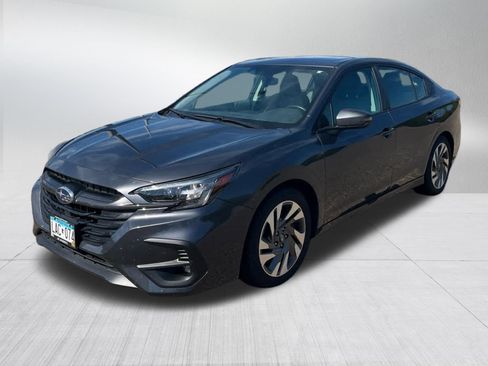 Used 2024 Subaru Legacy Limited AWD/4WD image 2