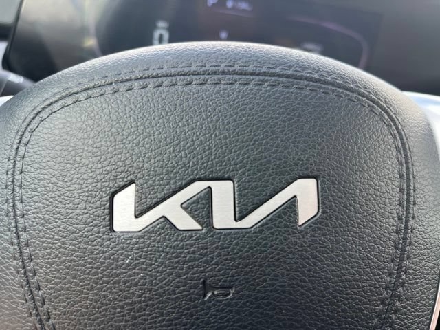 Used 2023 Kia Telluride S w/ S Sunroof Package FWD image 28