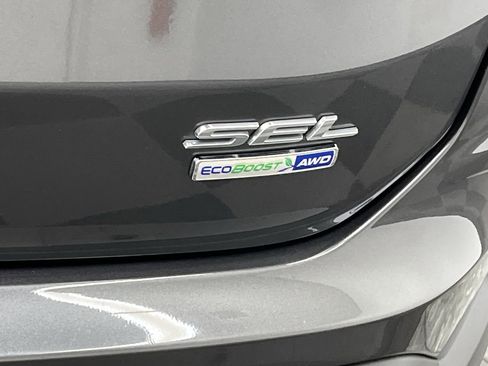 Used 2020 Ford Edge SEL image 32