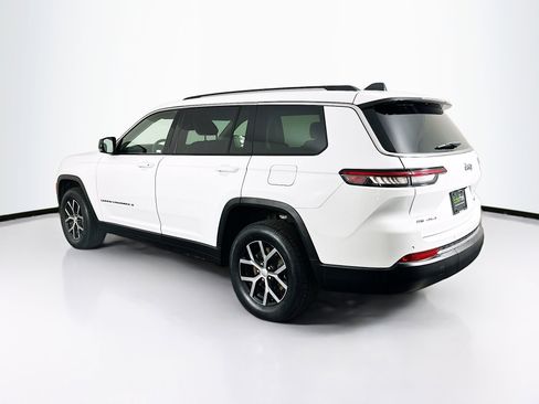 Used 2023 Jeep Grand Cherokee L Limited w/ Trailer Tow Group (B) image 5