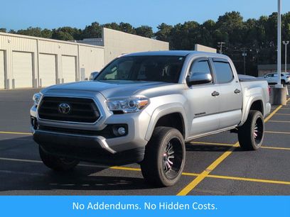 Used 2022 Toyota Tacoma SR5 w/ Technology Package