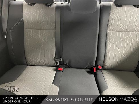 Used 2022 Toyota Tacoma TRD Off-Road image 33