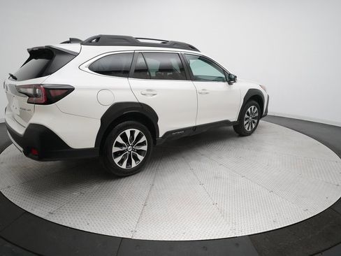 Certified 2023 Subaru Outback Limited image 38