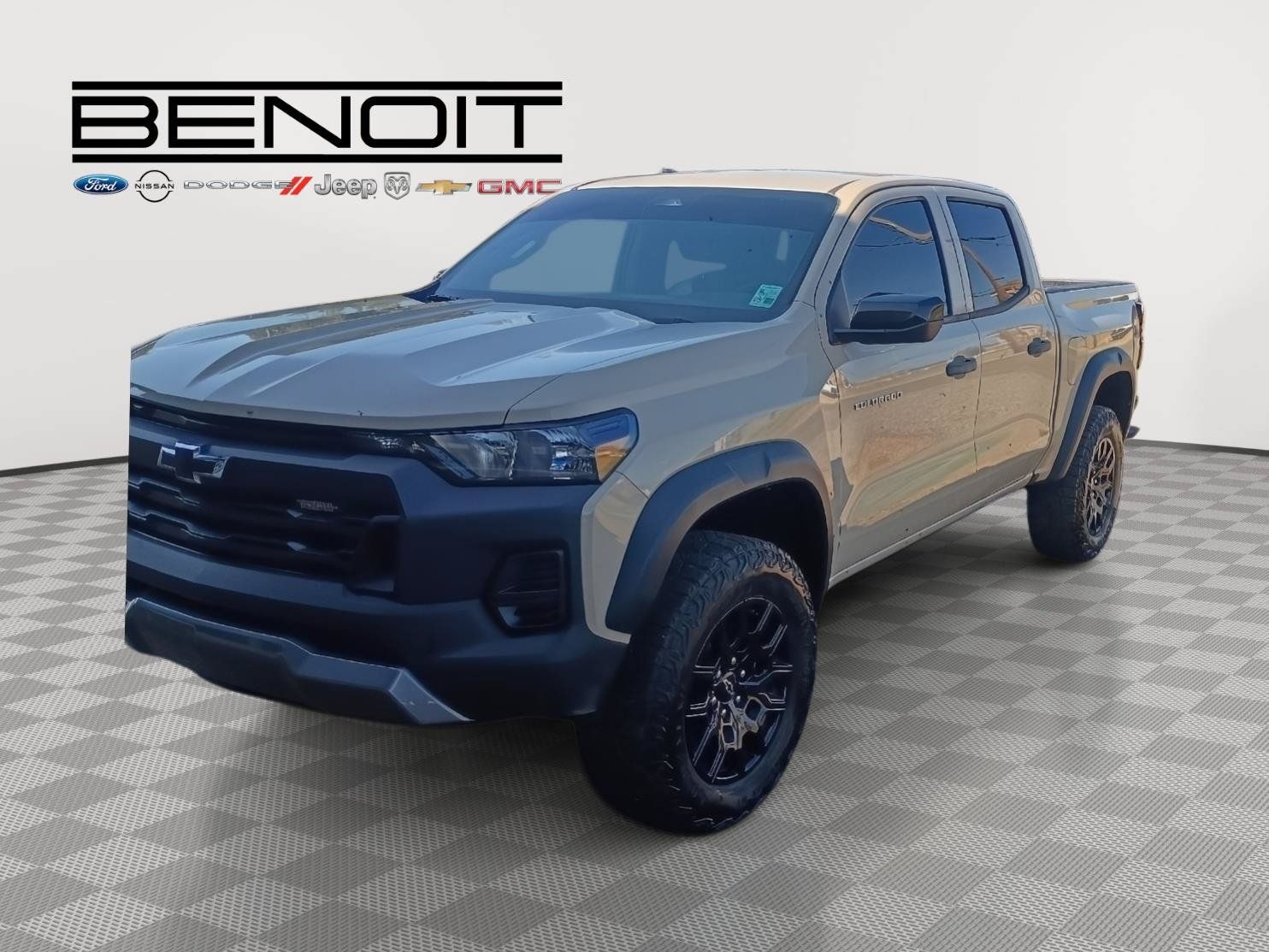 Used 2023 Chevrolet Colorado Trail Boss w/ Advanced Trailering Package AWD/4WD image 3