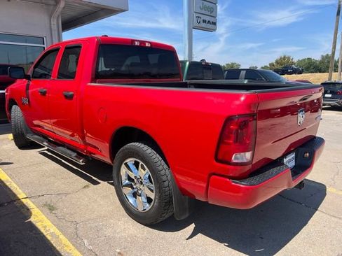Used 2019 RAM 1500 Express w/ Express Value Package AWD/4WD image 2
