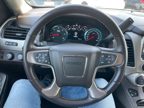 Used 2020 GMC Yukon XL Denali w/ Open Road Package AWD/4WD image 26