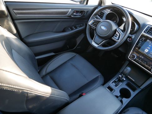 Used 2018 Subaru Legacy 2.5i Limited image 9