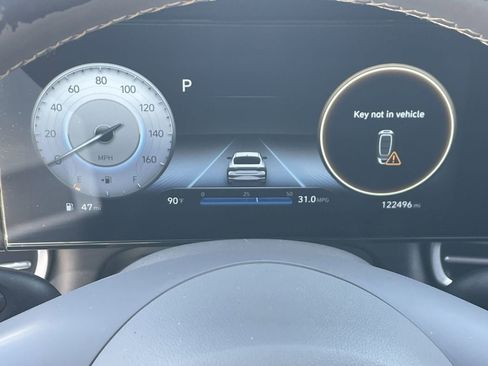 Used 2023 Hyundai Elantra SEL w/ Convenience Package FWD image 30