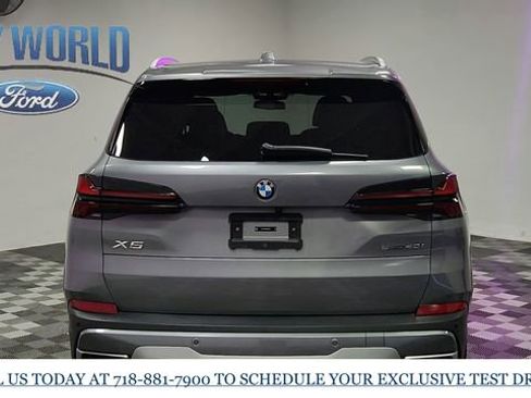 Used 2024 BMW X5 sDrive40i w/ Premium Package RWD image 6