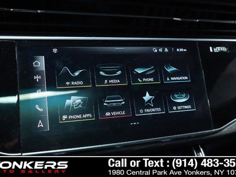 Used 2021 Audi Q8 Premium w/ Black Optic Package image 22