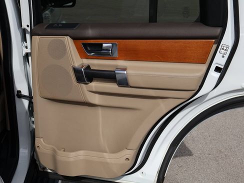 Used 2012 Land Rover LR4 HSE AWD/4WD image 17