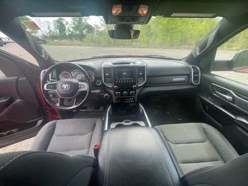 Used 2021 RAM 1500 Big Horn AWD/4WD image 3