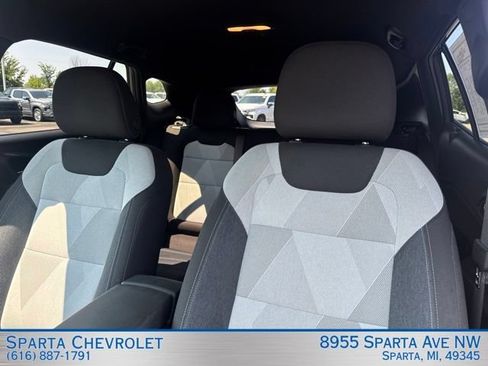 Used 2024 Chevrolet Trax RS w/ Driver Confidence Package FWD image 13