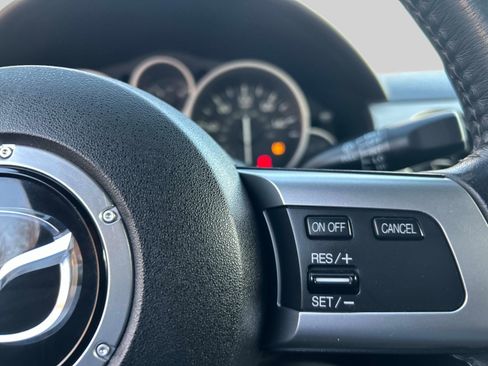 Used 2010 MAZDA MX-5 Miata Grand Touring w/ Premium Pkg image 15