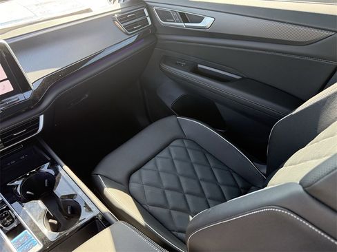 New 2026 Volkswagen Atlas Cross Sport SEL Premium R-Line image 27