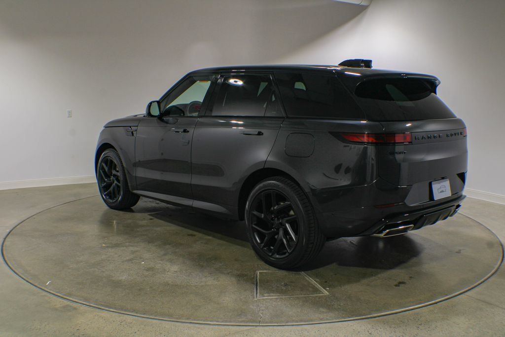 New 2026 Land Rover Range Rover Sport Dynamic SE AWD/4WD image 4