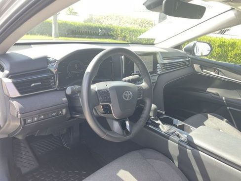 Used 2025 Toyota Camry LE w/ Convenience Package FWD image 10