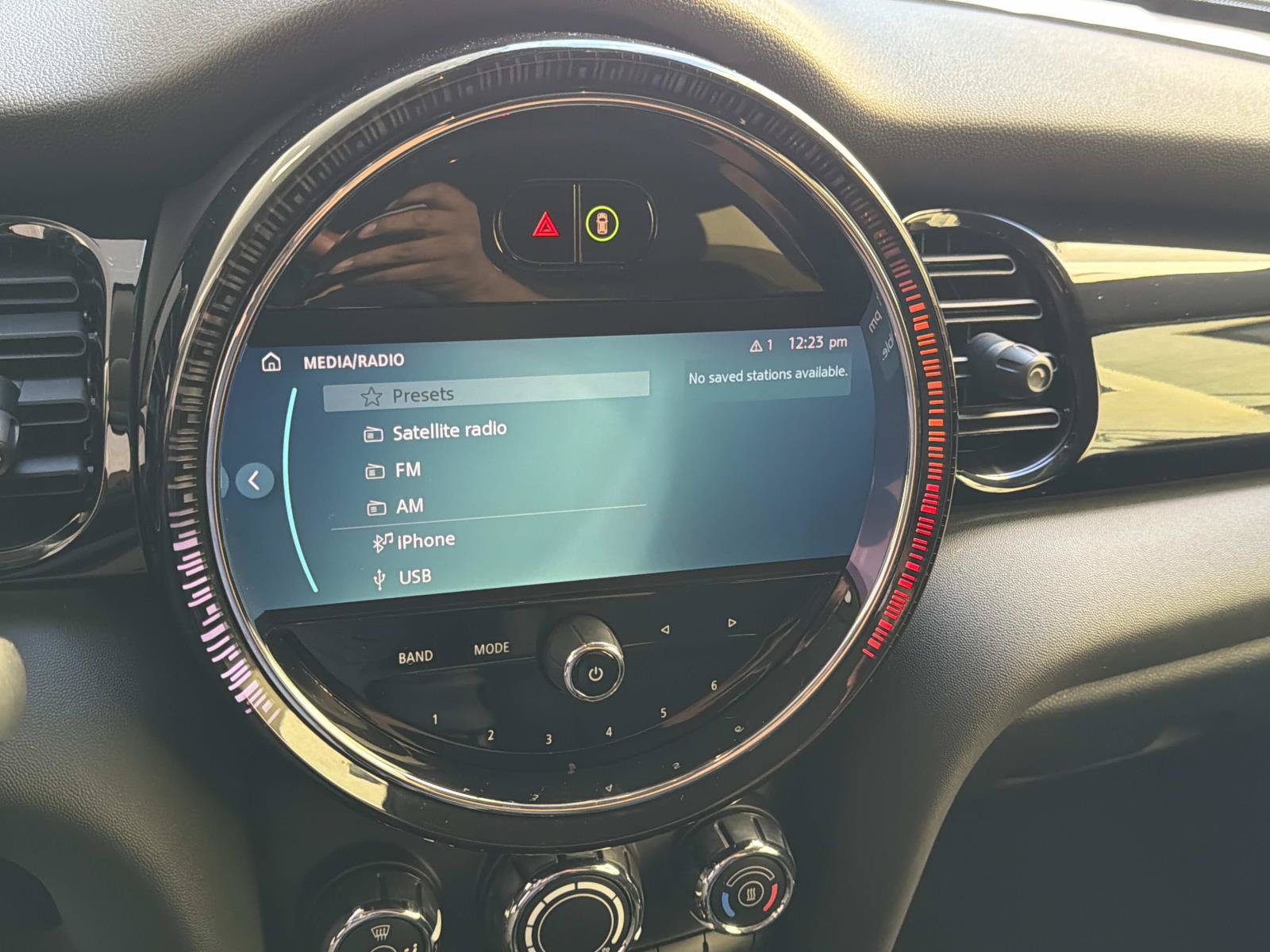 Used 2024 MINI Cooper S FWD image 18