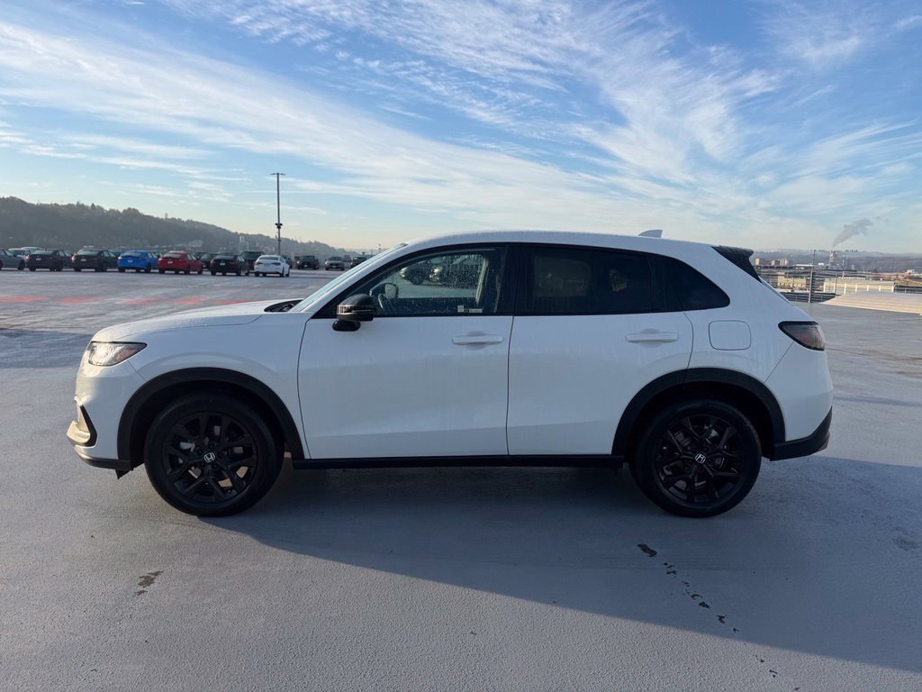 Certified 2024 Honda HR-V Sport image 10