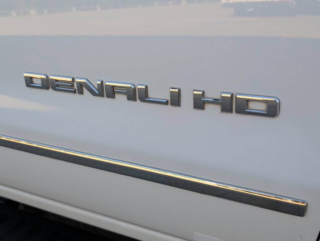 Used 2016 GMC Sierra 2500 Denali w/ Duramax Plus Package AWD/4WD image 36