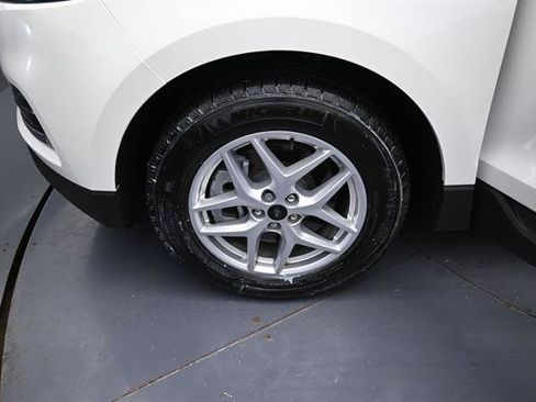 Certified 2024 Ford Edge SEL w/ Convenience Package AWD/4WD image 20