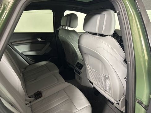 Used 2022 Audi Q5 2.0T Premium w/ Convenience Package AWD/4WD image 14